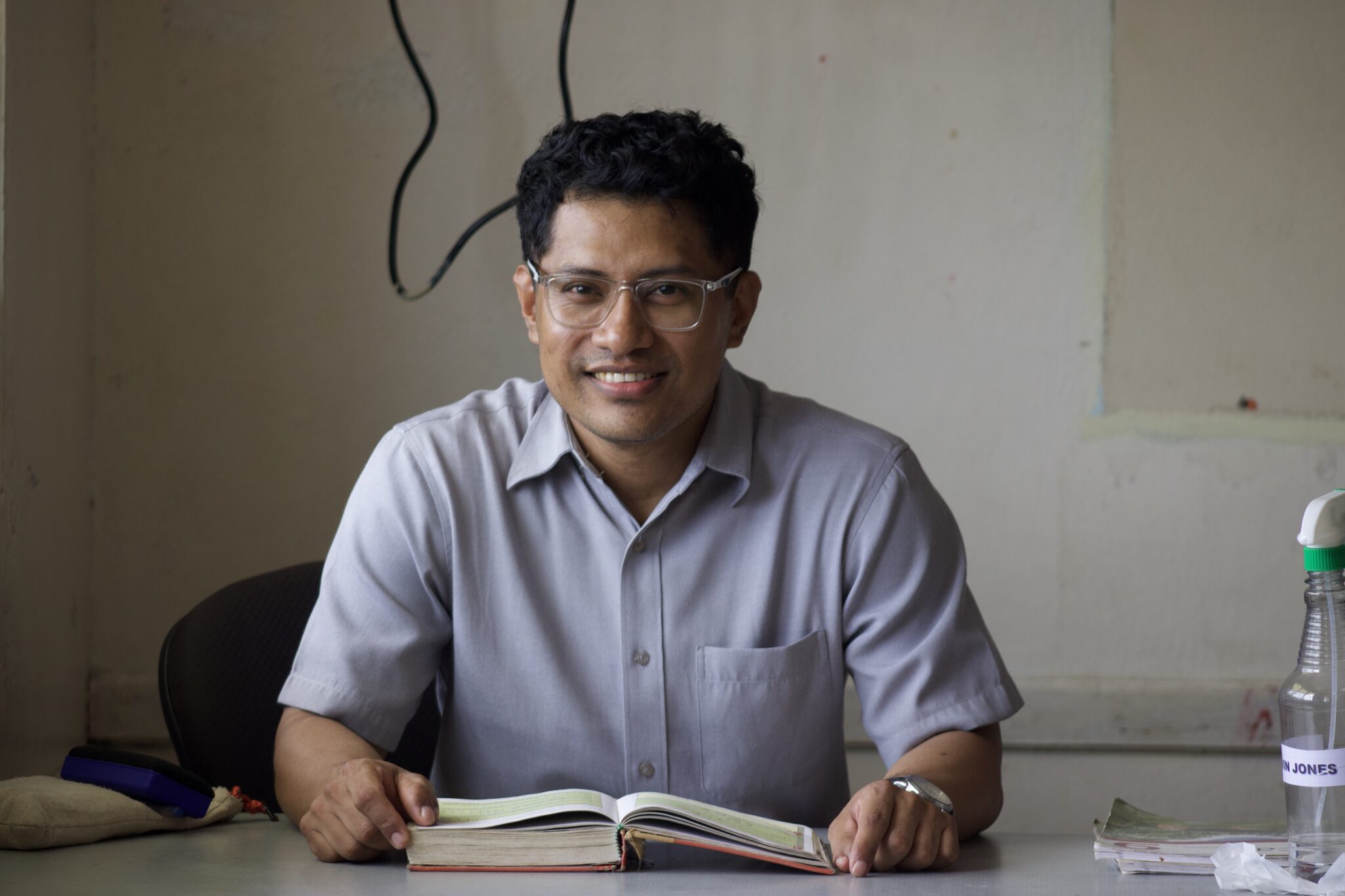 Prof. David Aizprua