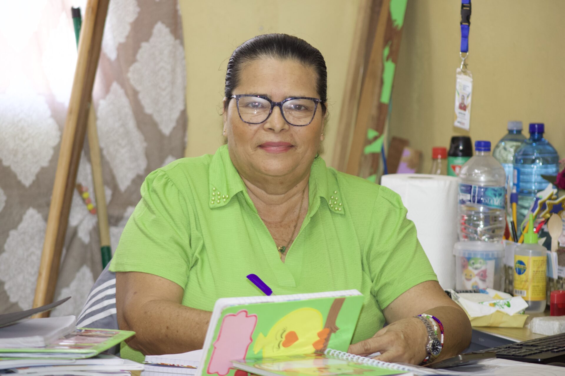 Prof.ª Amparo Ríos